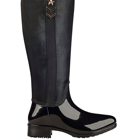Tommy Hilfiger Shoes - Tommy Hilfiger Rain Boots 🌂☔️